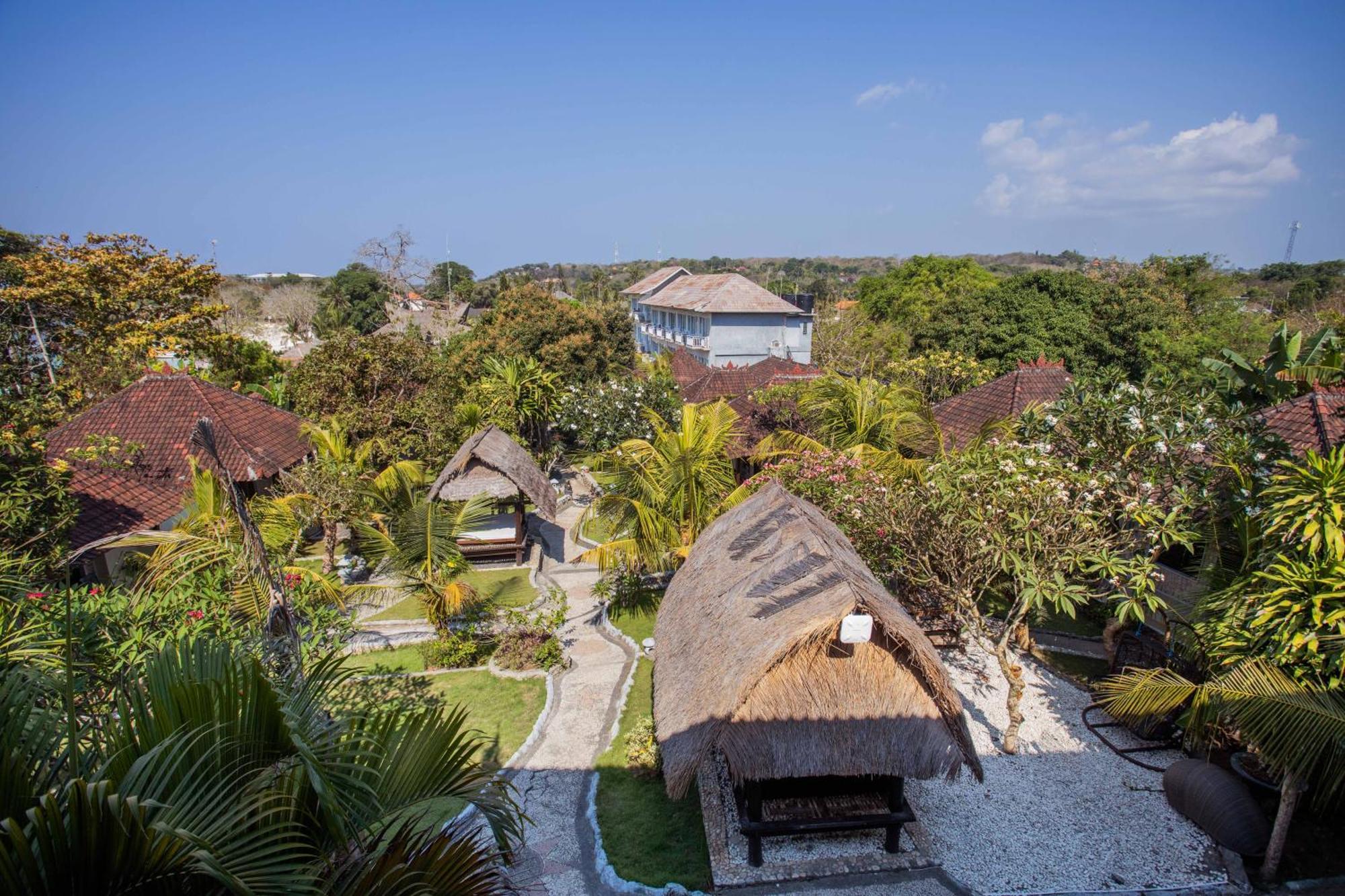 Tropical Garden By Tanis Hotel Nusa Lembongan  Exterior photo